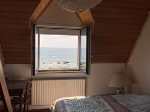 Room - Family house, direct beach access - 9 guests (Batz-sur-Mer)