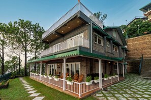 Exterior - ELIVAAS Fleur De Lis 4 BHK Villa (Kasauli)