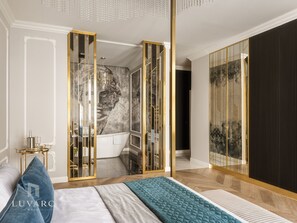 Superior Studio Suite, City View - Jana No. 2 Atelier Apartments — Kraków Old Town — by Luvaro (Kraków)
