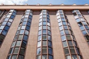 Exterior - Jana No. 2 Atelier Apartments — Kraków Old Town — by Luvaro (Kraków)