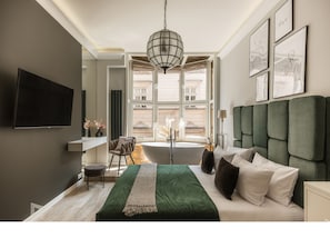 Suite monolocale Deluxe, vista città | Wi-Fi gratuito