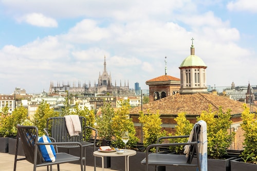 Bob W Milan Crocetta