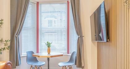 Fabulous New 1 Bedroom Ground Floor Flat