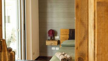 3 camere, Wi-Fi, lenzuola