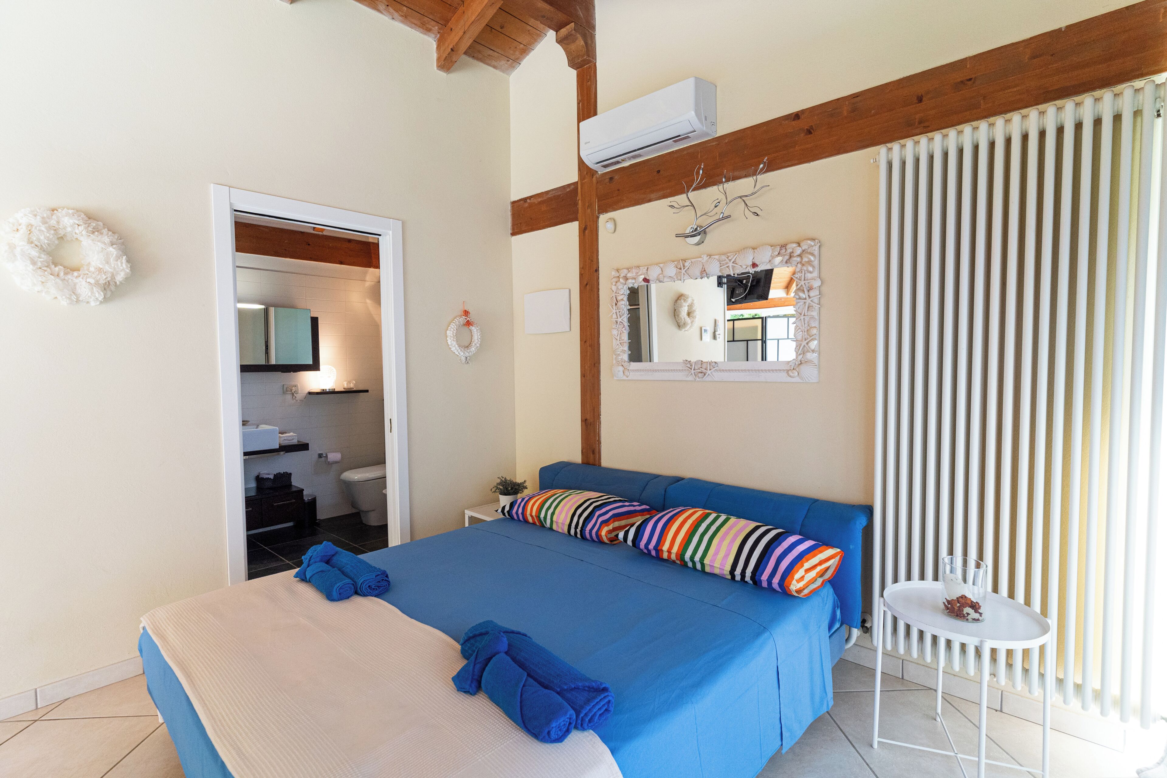 3 camere, Wi-Fi, lenzuola