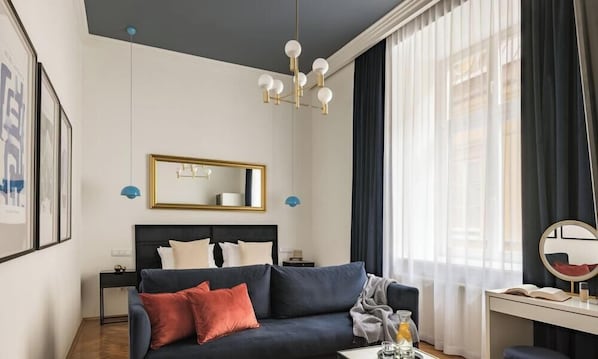 Deluxe-Studiosuite | Bügeleisen/Bügelbrett, kostenloses WLAN, Bettwäsche