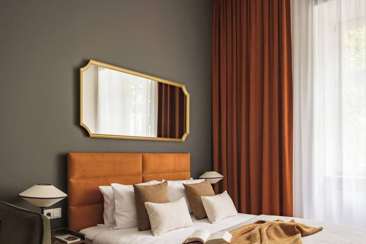Grand-Suite | Bügeleisen/Bügelbrett, kostenloses WLAN, Bettwäsche