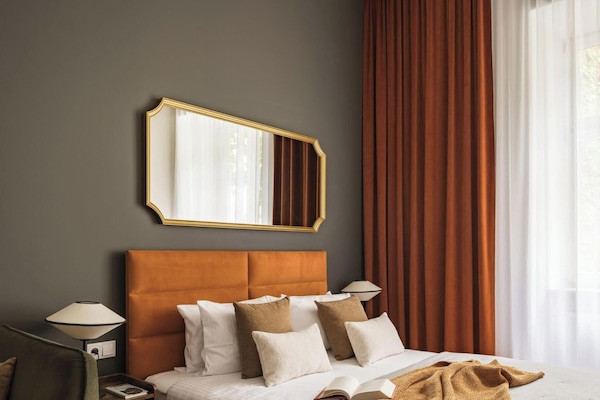 Grand-Suite | Bügeleisen/Bügelbrett, kostenloses WLAN, Bettwäsche