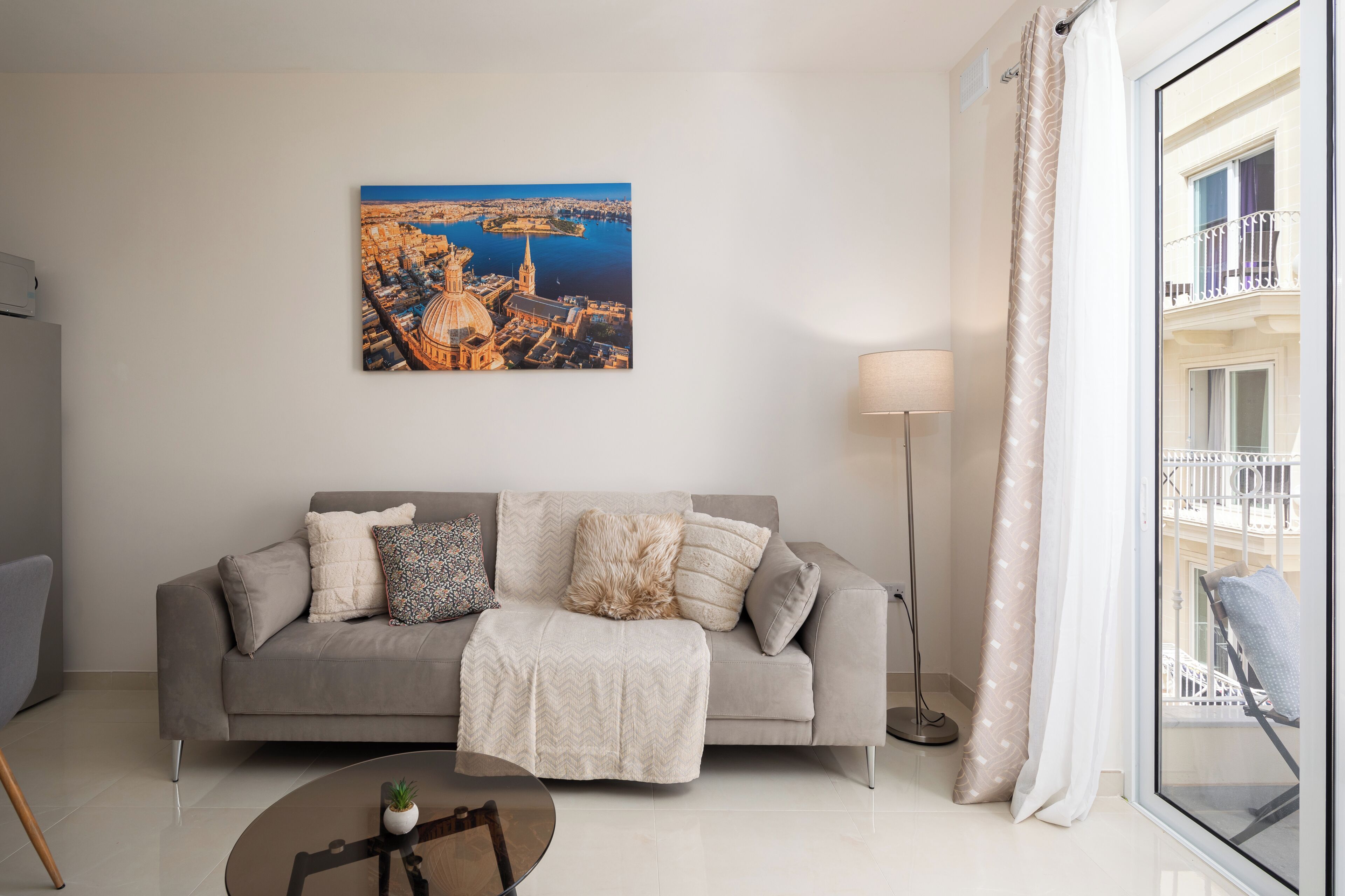 Apartment, 2 Bedrooms, Balcony | Living area