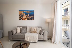Apartment, 2 Bedrooms, Balcony | Living area - Traditional Townhouse - Rooftop Seaviews (Il-Gżira)