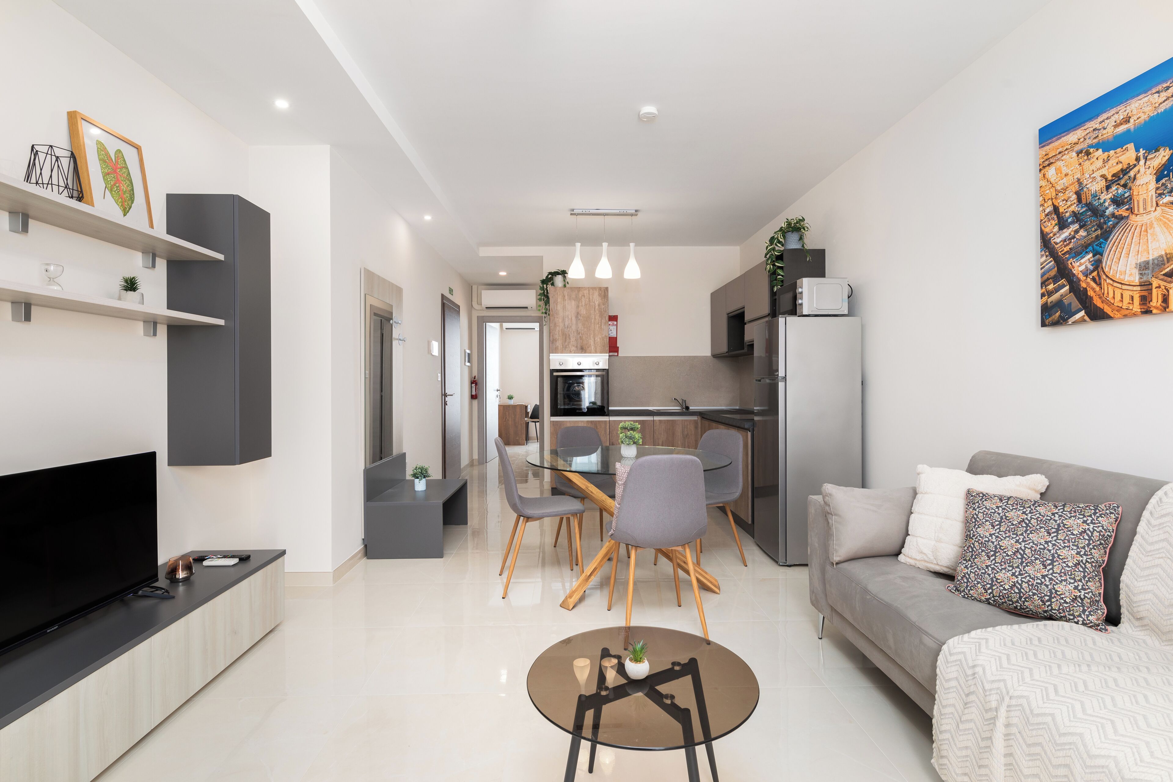 Apartment, 2 Schlafzimmer, Balkon | Wohnbereich