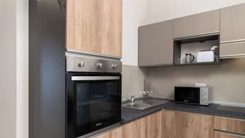 Apartment, 2 Bedrooms, Balcony | Private kitchen