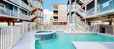 Bañera de hidromasaje exterior