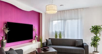 Villa "Sunshine" with Mountain Views and Wi-Fi