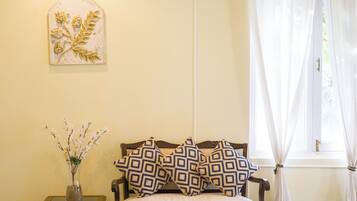 Luxury Villa, Garden View | Interior