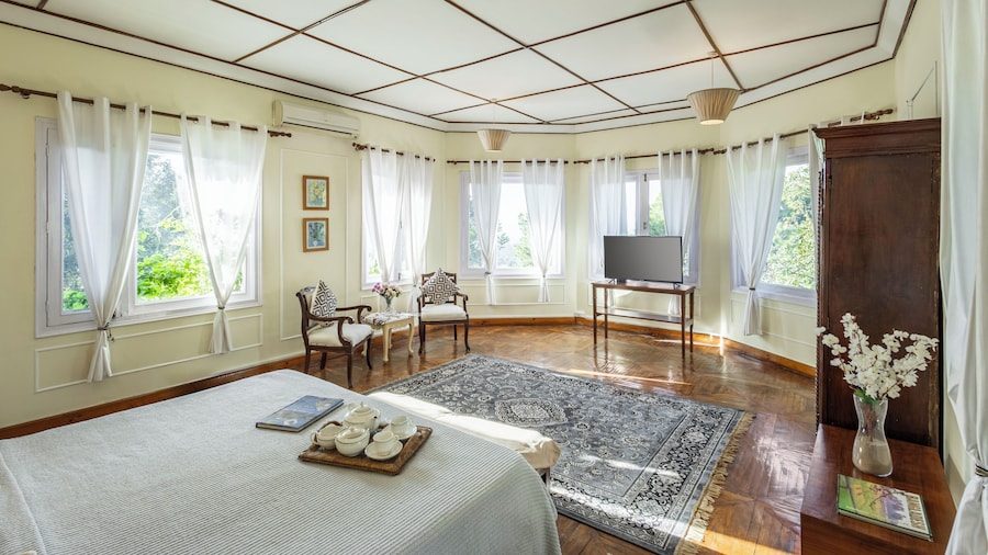 Alaya Stays Chalet Vie 3 BHK Villa