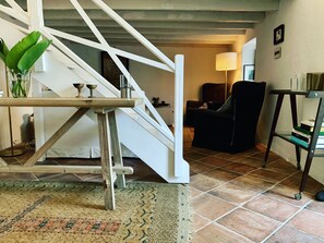 Living area - Rooms with private bath and garden in the town of Haria, northern Lanzarote. (Haria)