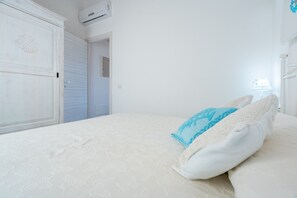 Iron/ironing board, free WiFi - Affittimoderni Paduledda - Residence Fantasy (Trinità d´Agultu e Vignola)