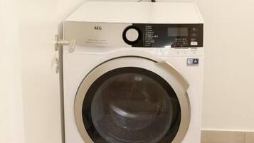 Apartment B+C+D | Laundry