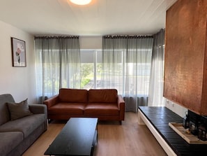 Apartment H | Living area