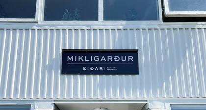 Eiðar Hostel and Apartments