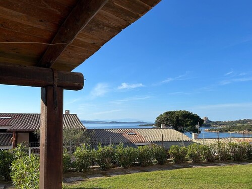 Ferienhaus 'Brezza Costa Smeralda' mit Meerblick, WLAN und Klimaanlage