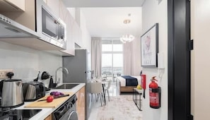 Private kitchen - Vogue | Skyz by Danube near Dubai Miracle Garden (Dubai)