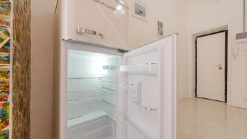 Apartemen, balkon, pemandangan halaman | Interior