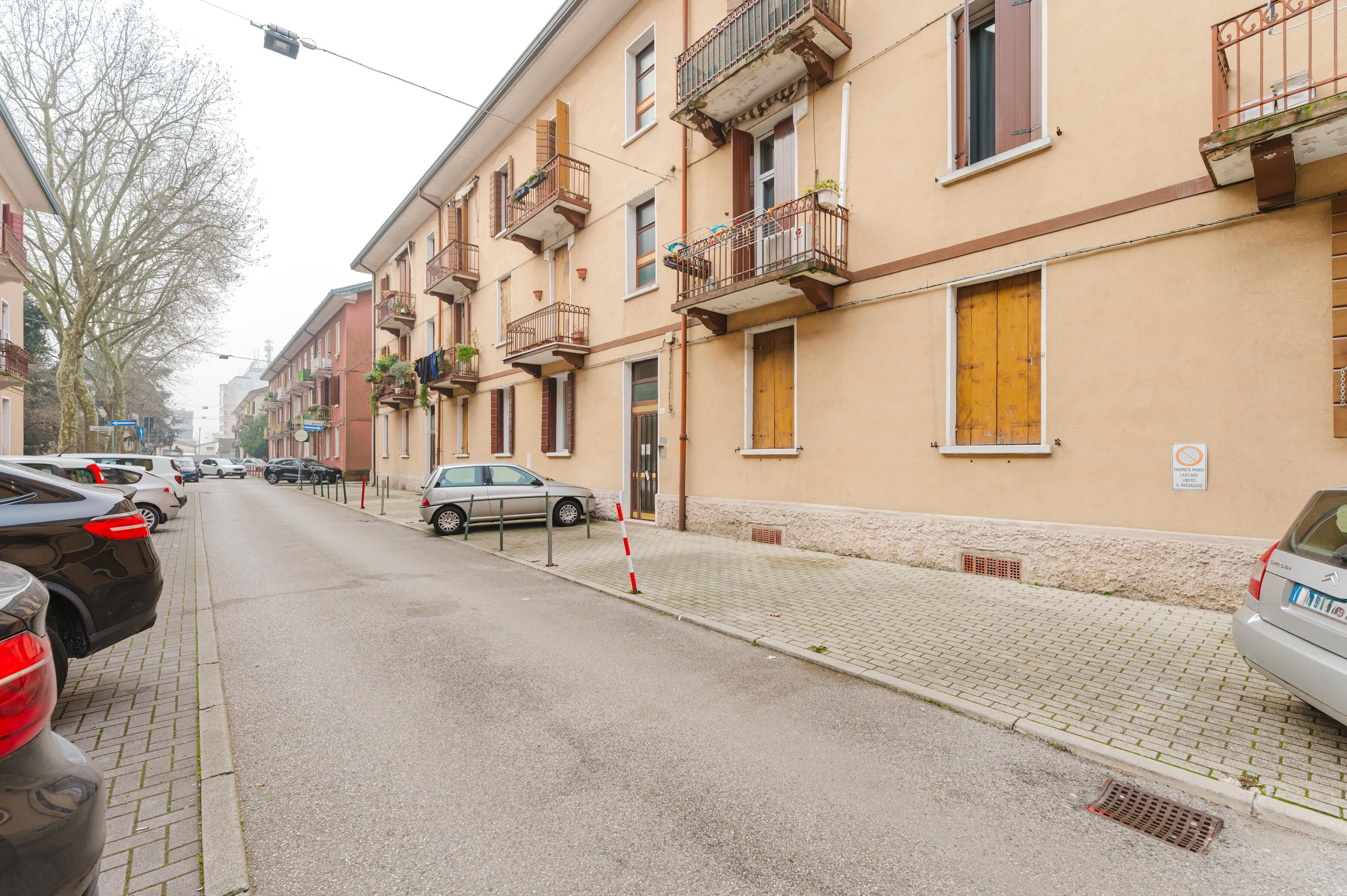 บริเวณภายนอก