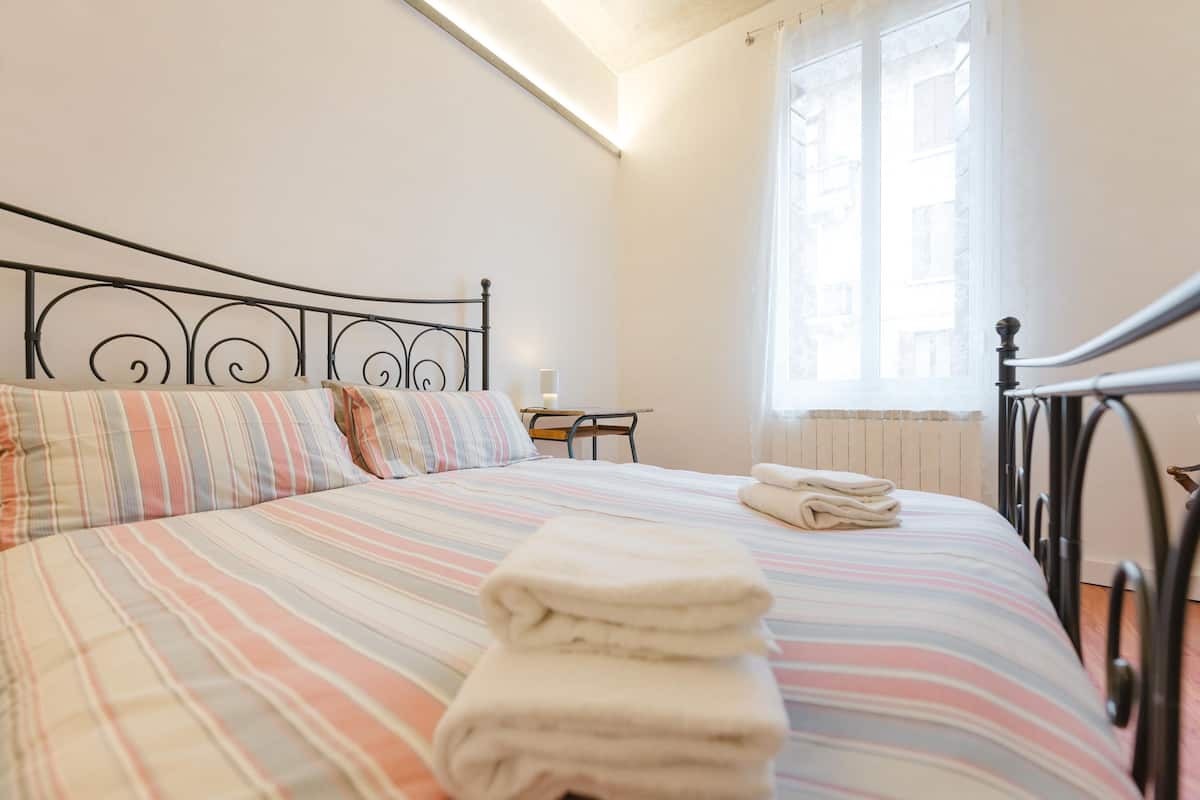 アパートメント バルコニー コートヤードビュー