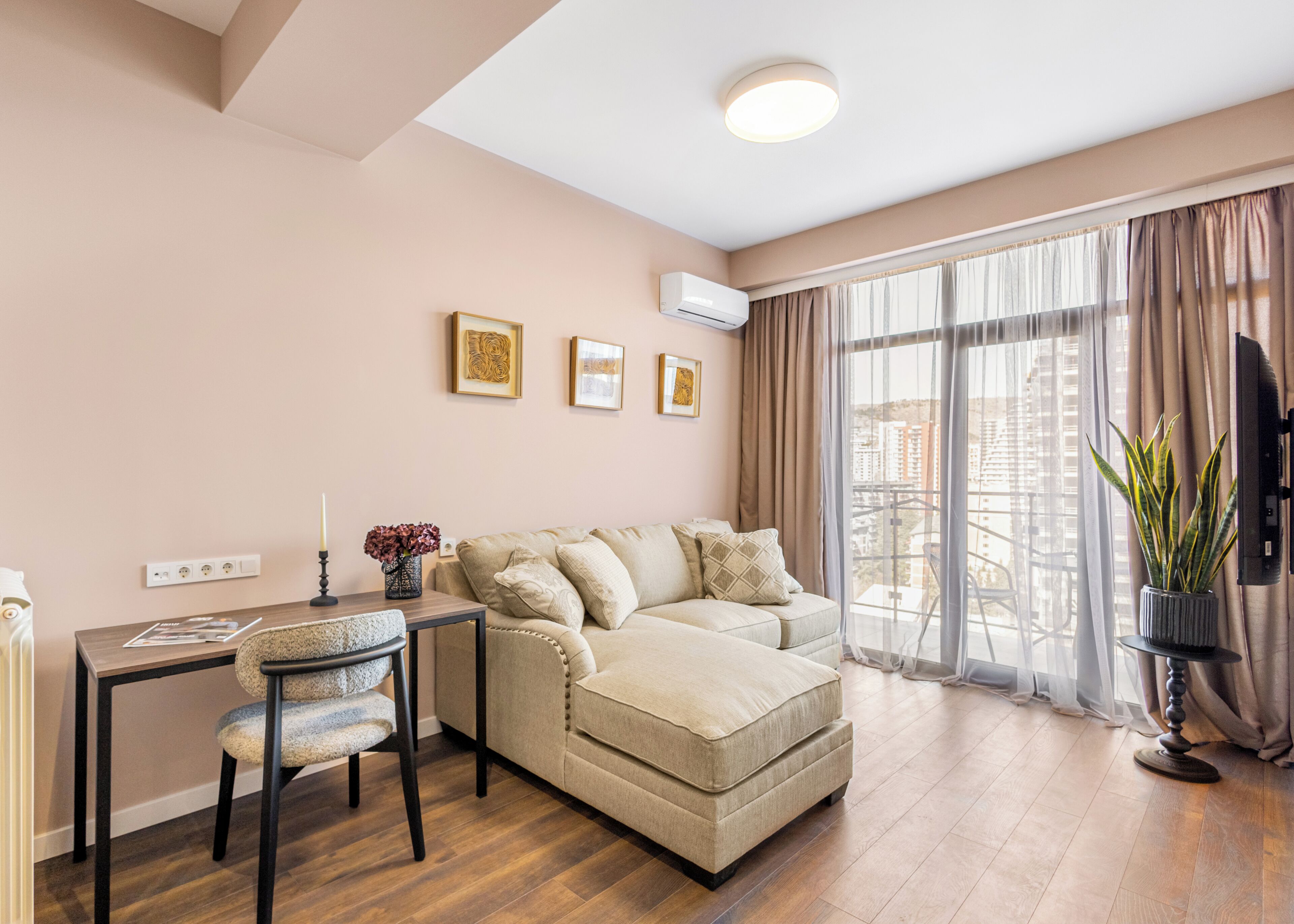 Apartment, City View | Living area