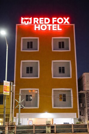 Exterior detail - REDFOX (Chennai)