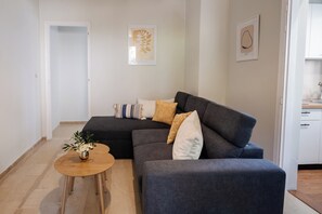 Apartment, Sea View | Living area