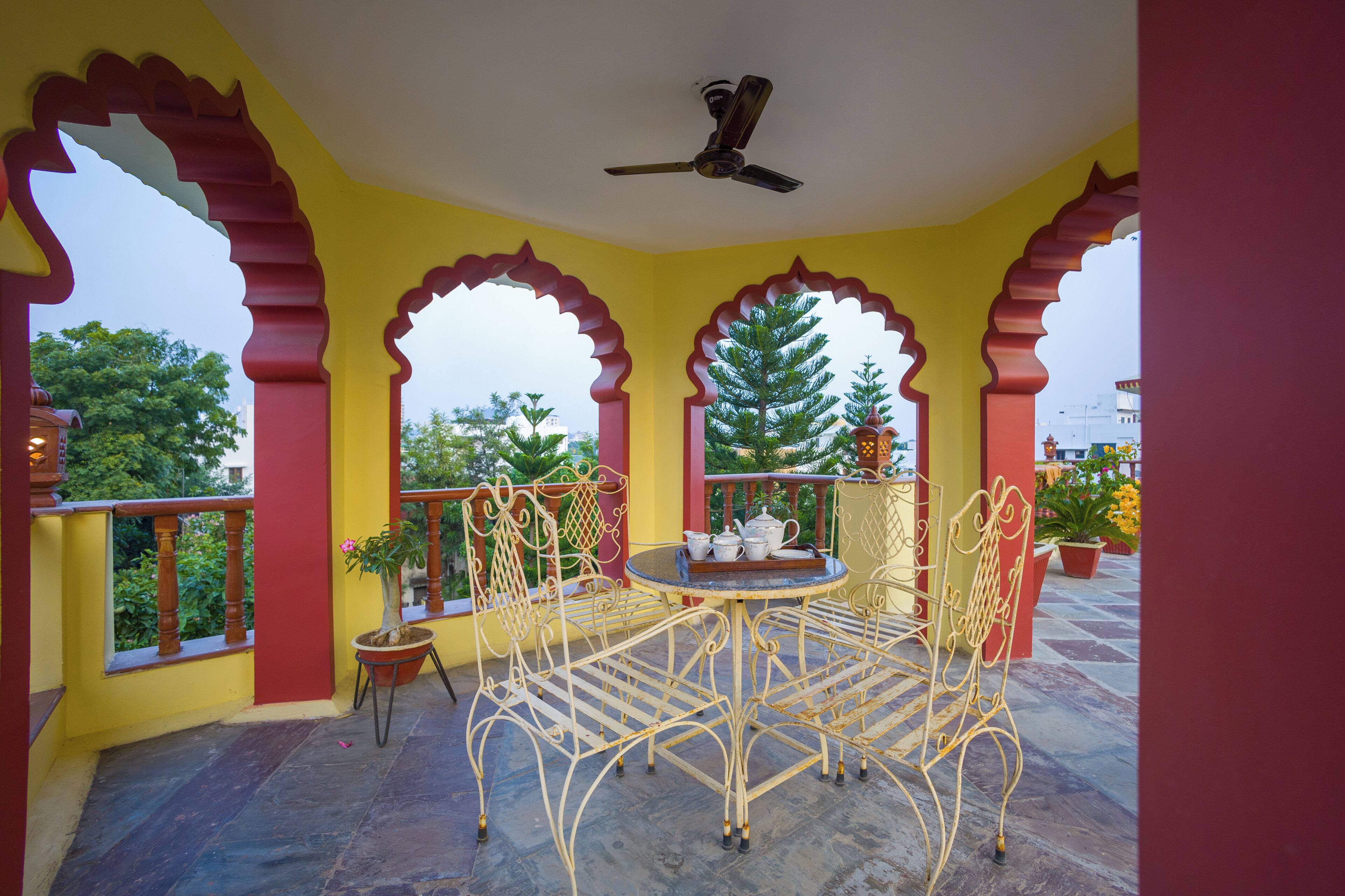 Tempat makan outdoor