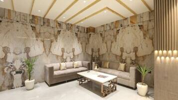 Coin salon dans le hall