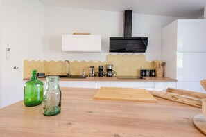 Private kitchen - Les Terrasses du Ventoux - Garage & Swimming pool (Bédoin)