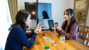 Deluxe Apartment, Lanai, City View | Interior