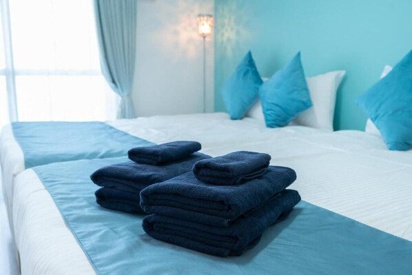 Deluxe Apartment, Lanai, City View