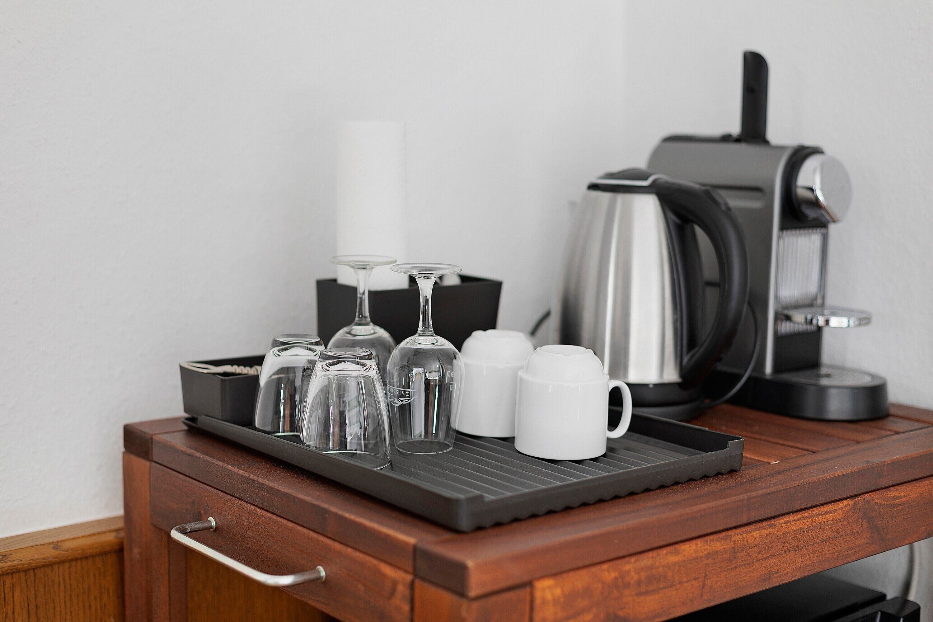 Kaffee und/oder Kaffeemaschine