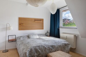 Room - Apartment “Weinbergblick” with Balcony and Wi-Fi (Vogtsburg im Kaiserstuhl)