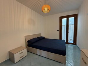 Room - The Little Blue House (Palinuro)