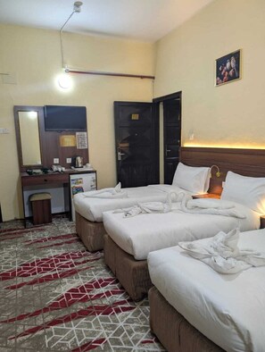 Room - AL JAWAHARA AL TABBA  (Madinah)