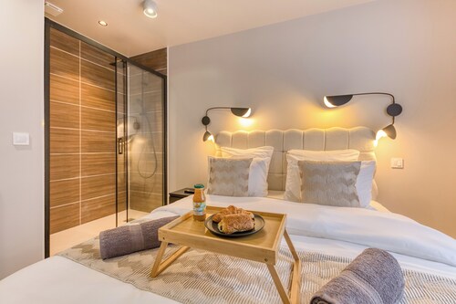 Suite Luxe New York, Spa & Cinéma, à 15 minutes de la Defense
