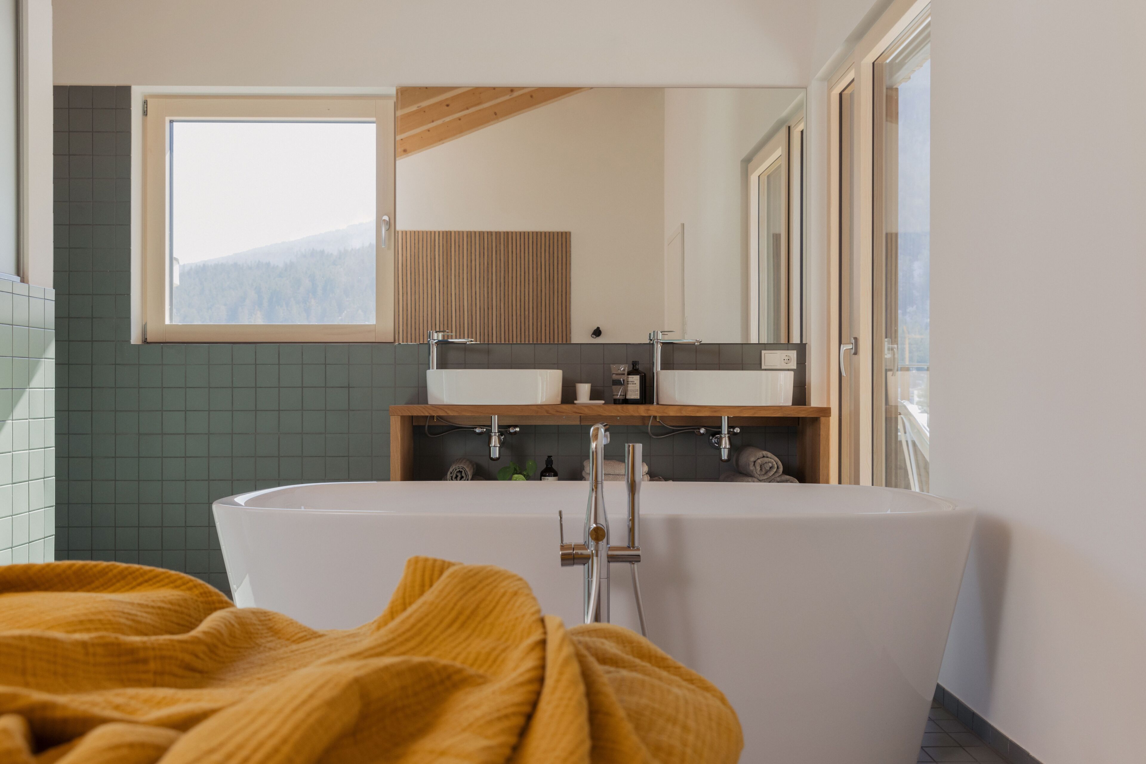 Dusche, Haartrockner, Bidet, Handtücher