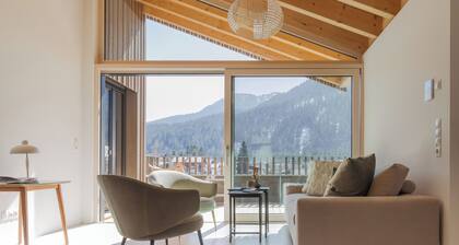 Design21 Großes Chalet - 5 SZ, 5BZ, Hot Tub & Bergblick