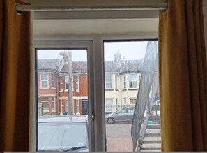 Apartment - Southampton 2-bedroom House (Southampton)