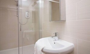 Apartment - Castle Point 18 Apartments - Premier Lodge (Southampton)