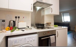 Apartment - Castle Point 18 Apartments - Premier Lodge (Southampton)