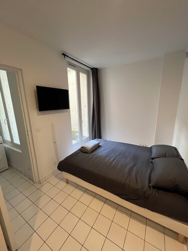 Cosy and chic studio Paris