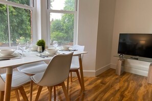 House - De Parys Premier Lodge 3 Stylish 2BR Bedford Apartment (Bedford)